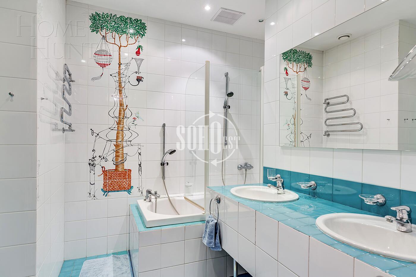 5-КОМН. КВАРТИРА С ОТДЕЛКОЙ 240 М² НА 2 ЭТАЖЕ