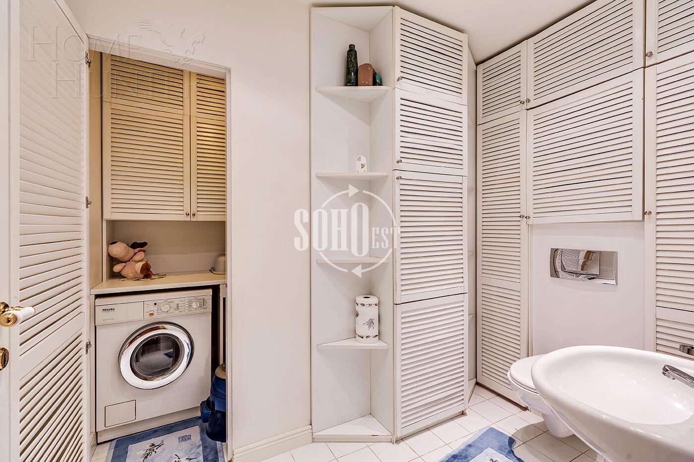 5-КОМН. КВАРТИРА С ОТДЕЛКОЙ 240 М² НА 2 ЭТАЖЕ