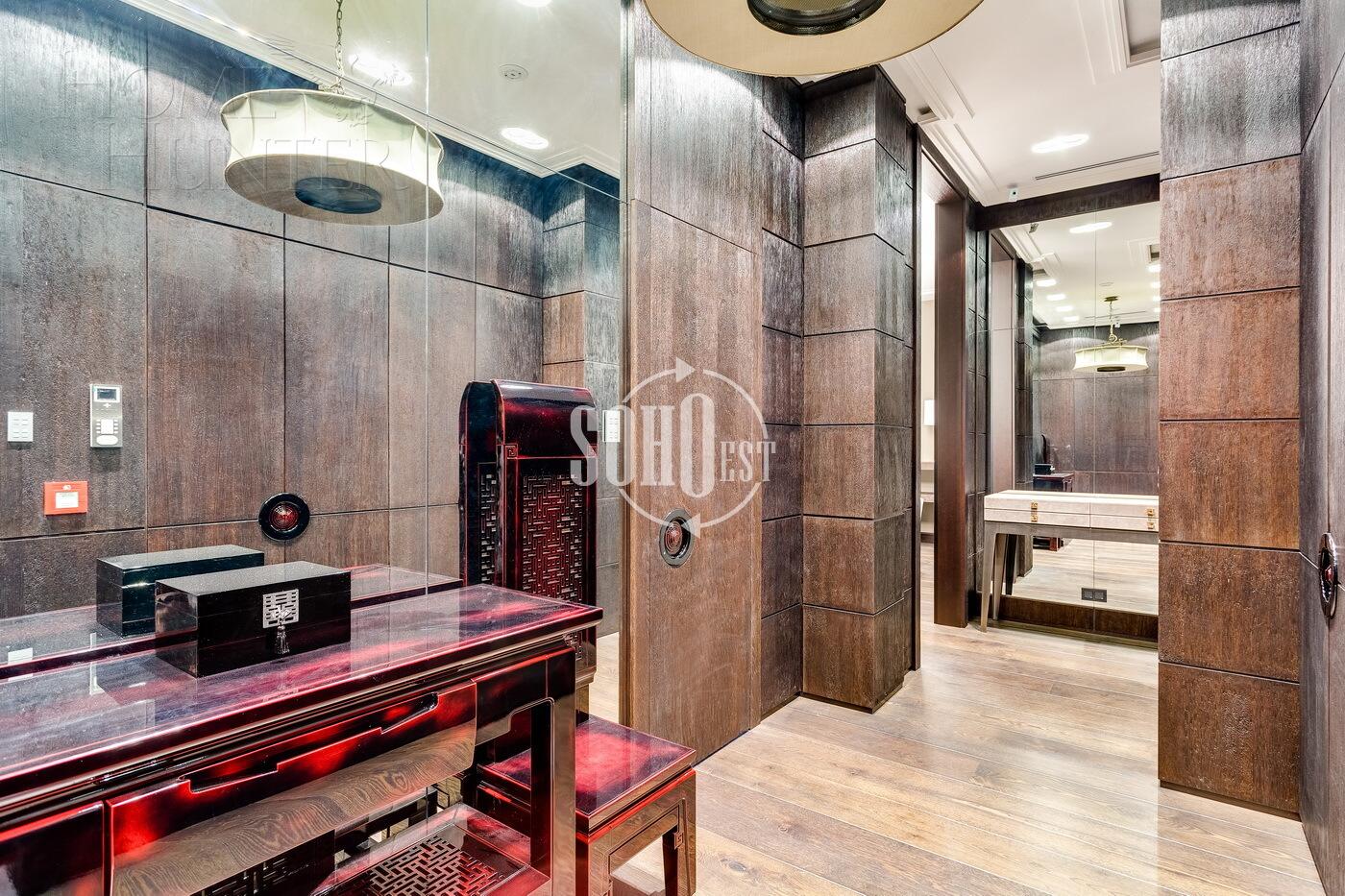 4-КОМН. КВАРТИРА С ОТДЕЛКОЙ 210 М² НА 2 ЭТАЖЕ