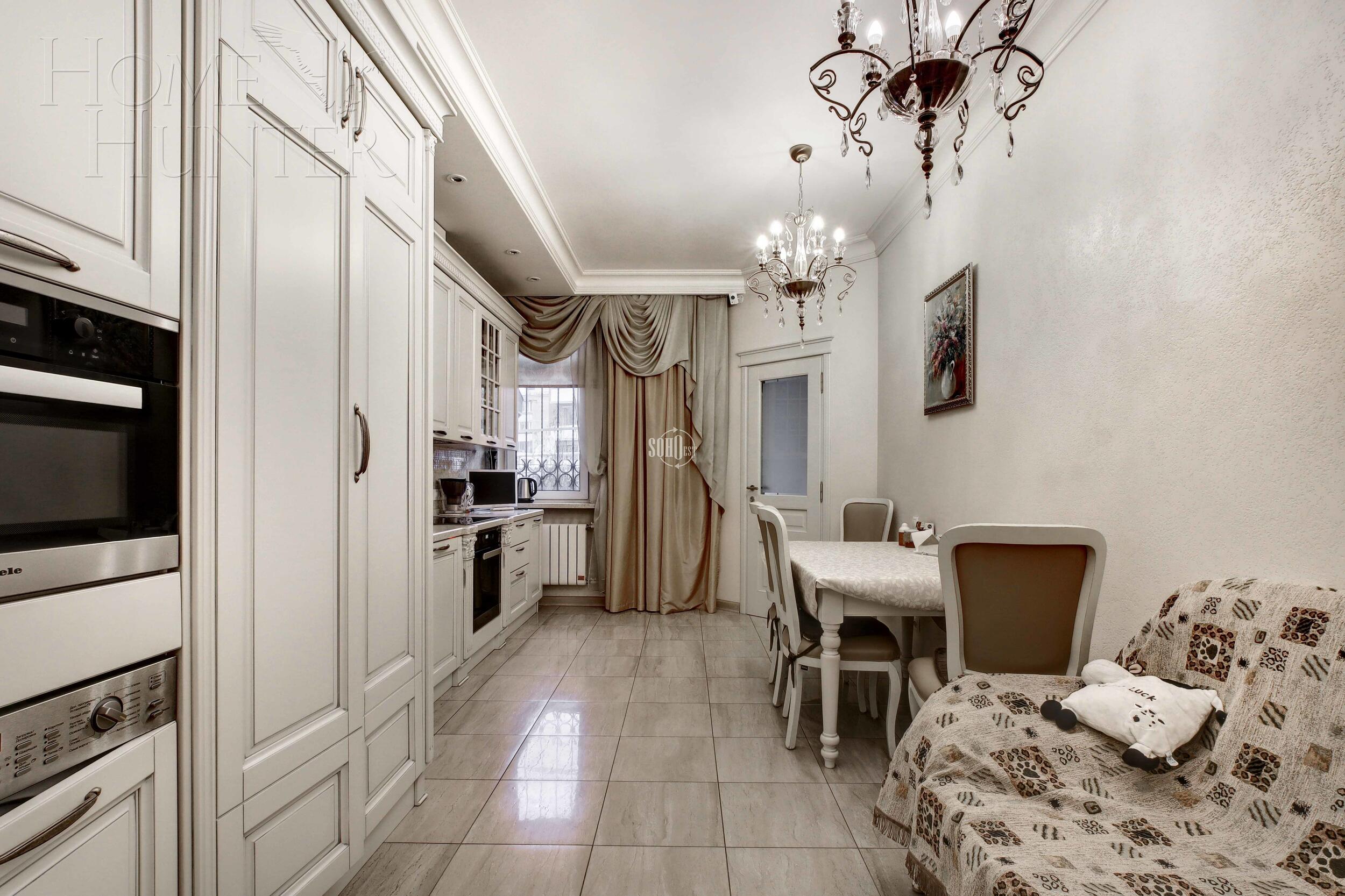 3-КОМН. КВАРТИРА С ОТДЕЛКОЙ 200 М² НА 4 ЭТАЖЕ