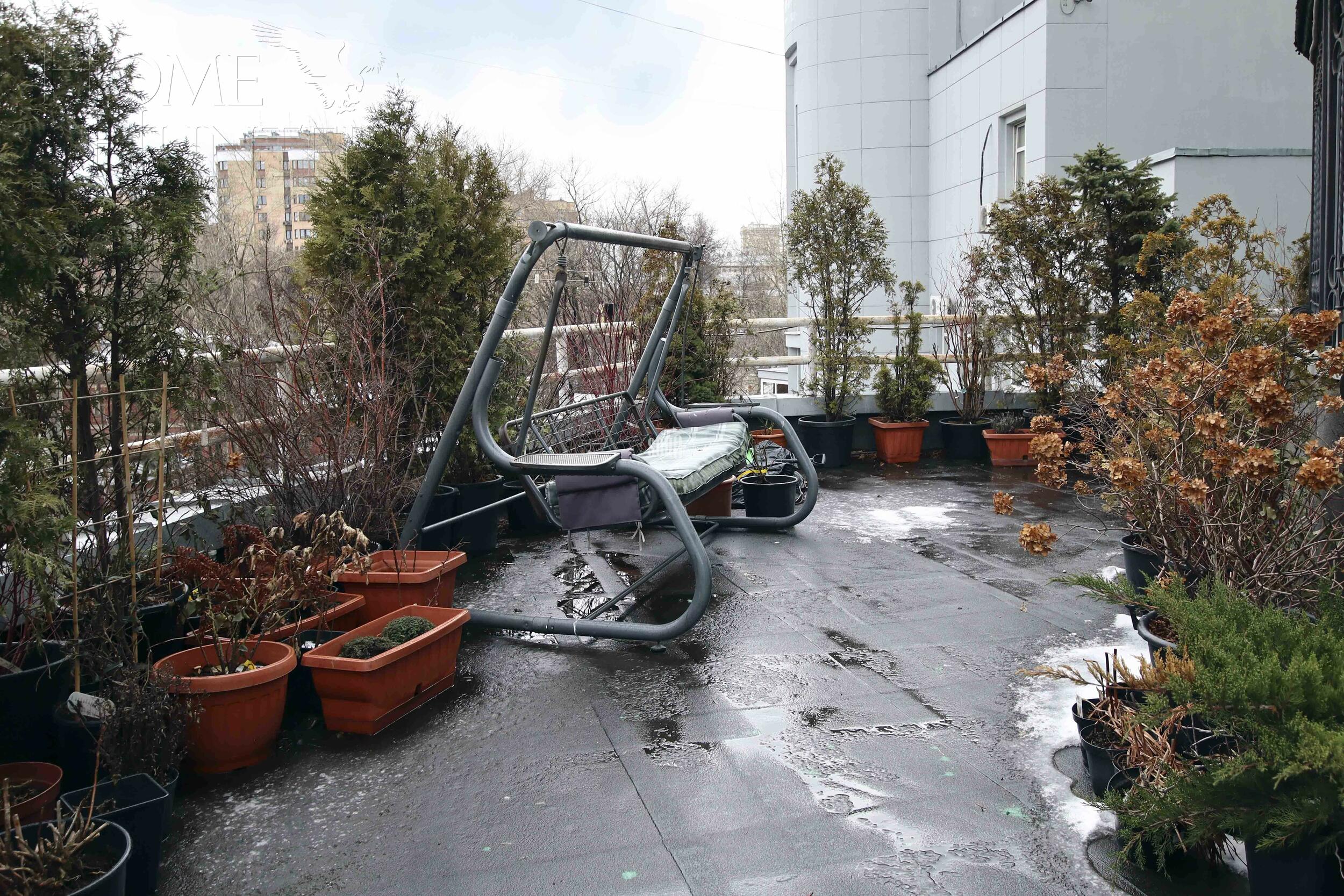 3-КОМН. КВАРТИРА С ОТДЕЛКОЙ 200 М² НА 4 ЭТАЖЕ