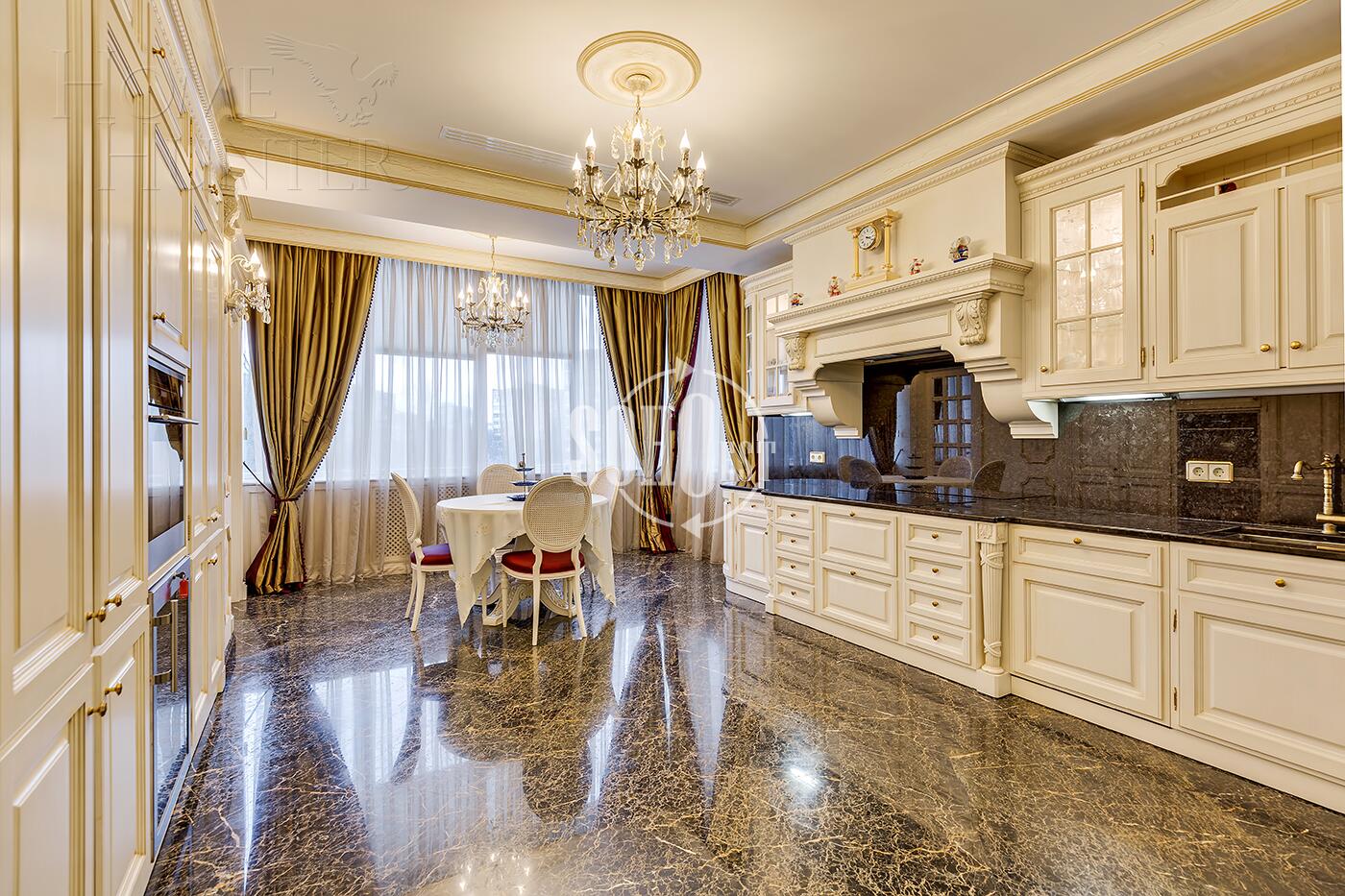 5-КОМН. КВАРТИРА С ОТДЕЛКОЙ 340 М² НА 3 ЭТАЖЕ