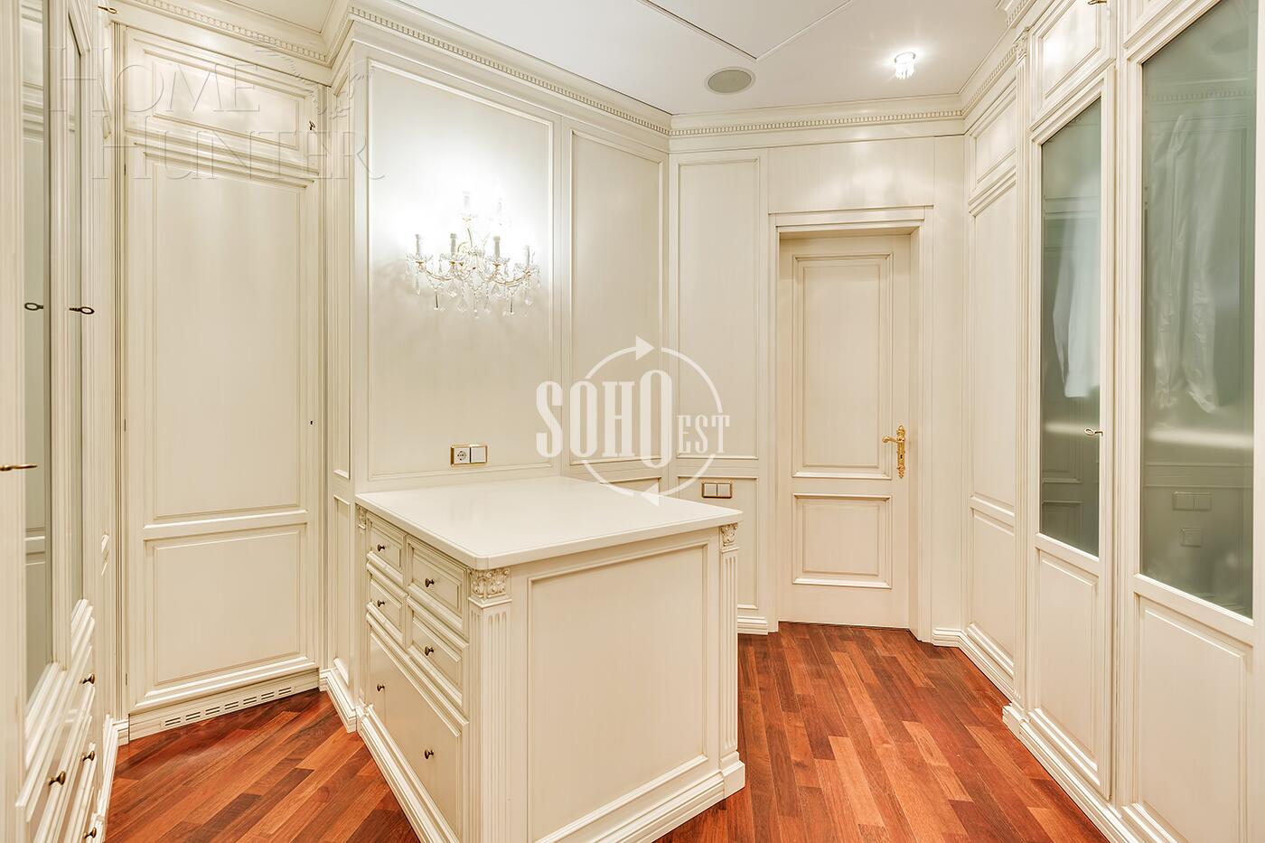 5-КОМН. КВАРТИРА С ОТДЕЛКОЙ 340 М² НА 3 ЭТАЖЕ