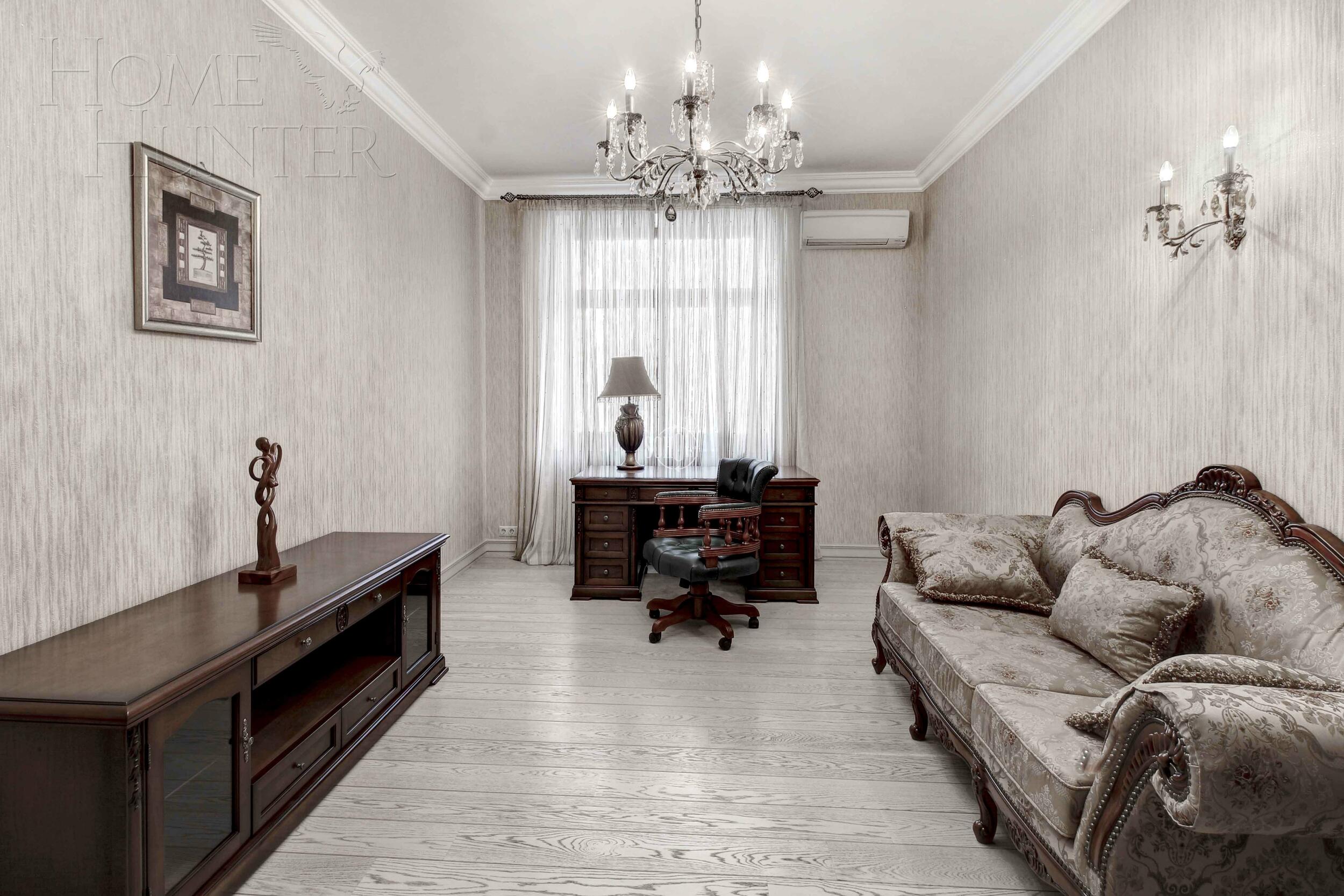 4-КОМН. КВАРТИРА С ОТДЕЛКОЙ 215 М² НА 6 ЭТАЖЕ