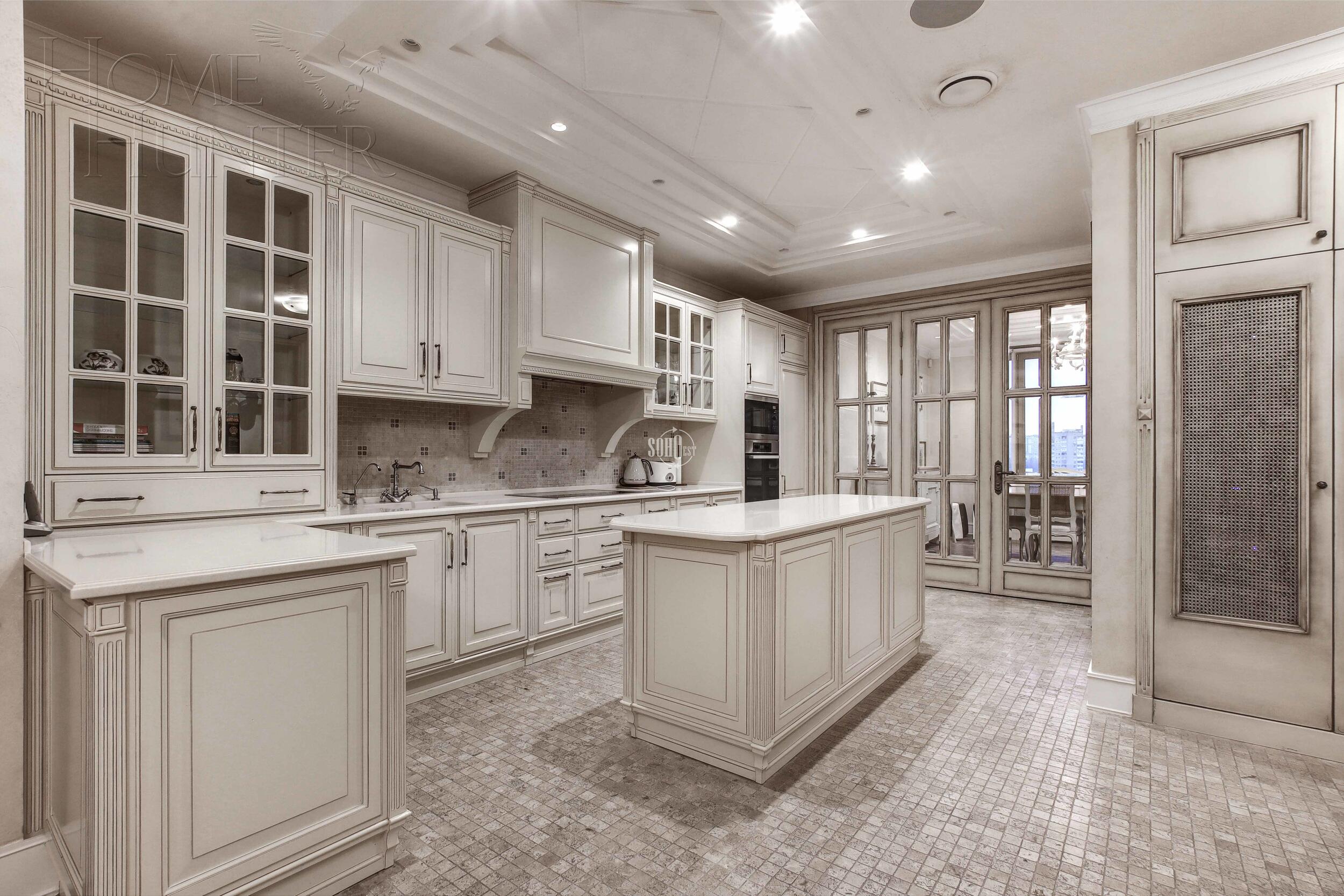 4-КОМН. КВАРТИРА С ОТДЕЛКОЙ 203.4 М² НА 10 ЭТАЖЕ