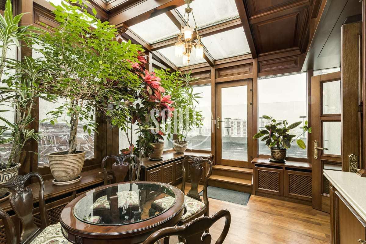 4-КОМН. ПЕНТХАУС С ОТДЕЛКОЙ 258 М² НА 11 ЭТАЖЕ