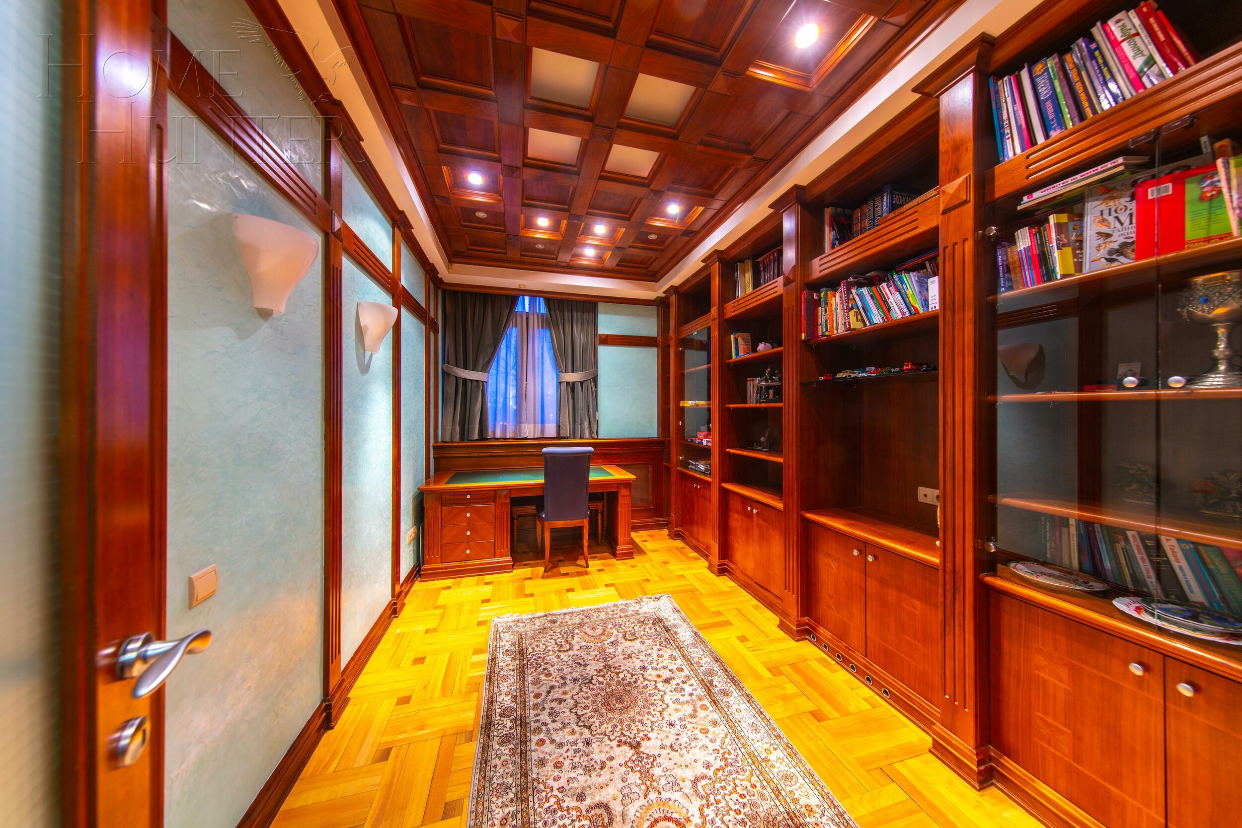 5-КОМН. КВАРТИРА С ОТДЕЛКОЙ 224.4 М² НА 3 ЭТАЖЕ