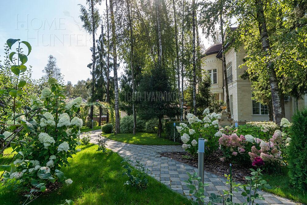 2-этажный коттедж 940 м² с отделкой