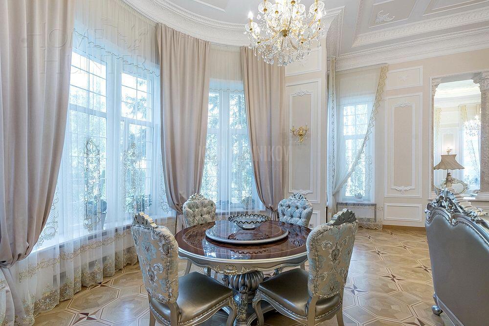 2-этажный коттедж 940 м² с отделкой