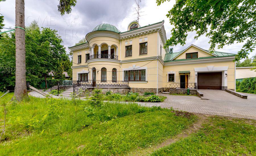 2-этажный коттедж 735 м² с отделкой