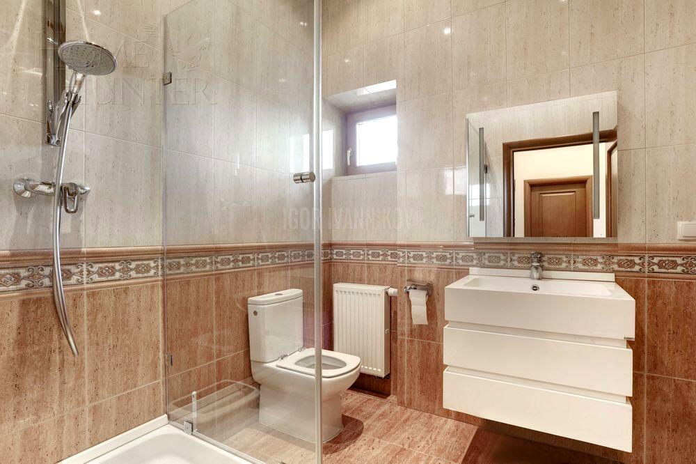 2-этажный коттедж 570 м² с отделкой