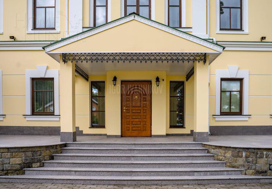 2-этажный коттедж 735 м² с отделкой