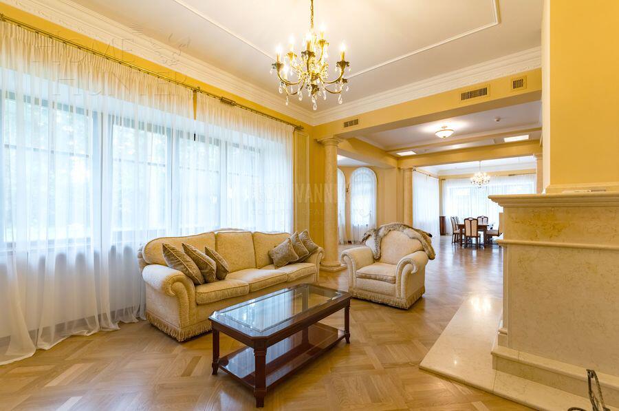 2-этажный коттедж 735 м² с отделкой