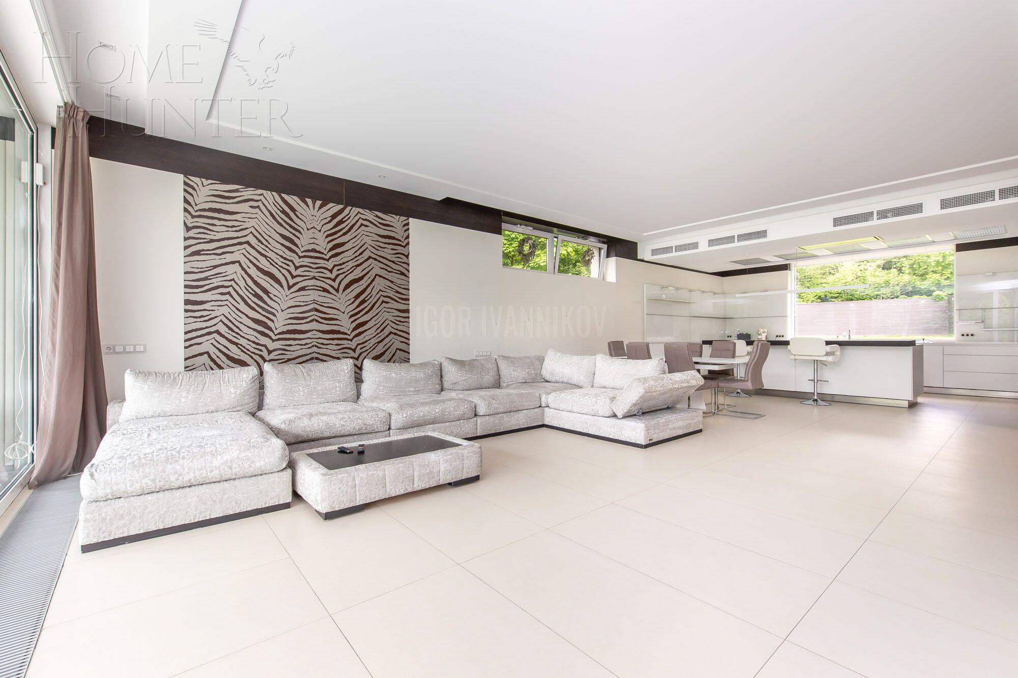 2-этажный коттедж 860 м² с отделкой