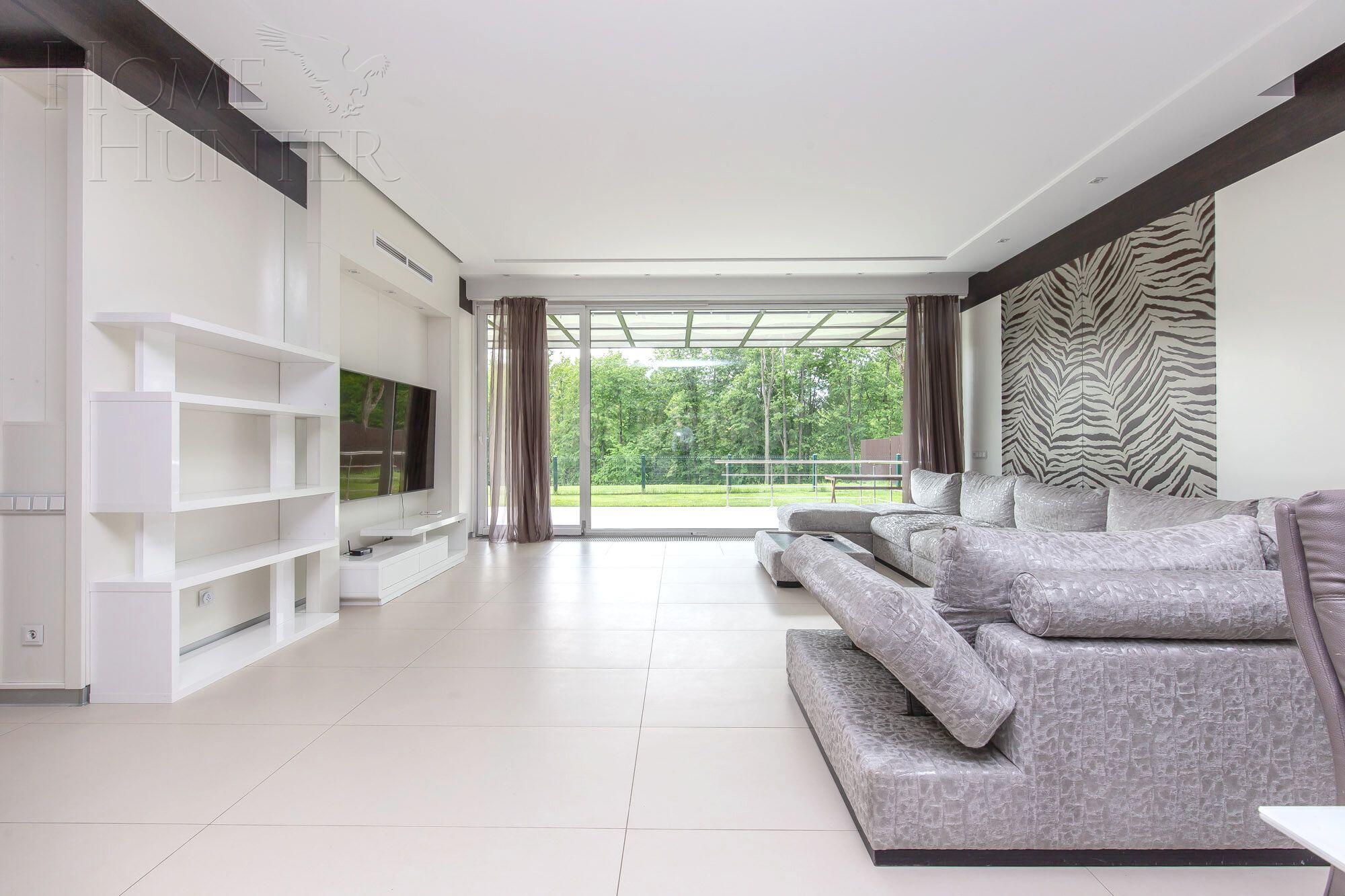 2-этажный коттедж 860 м² с отделкой