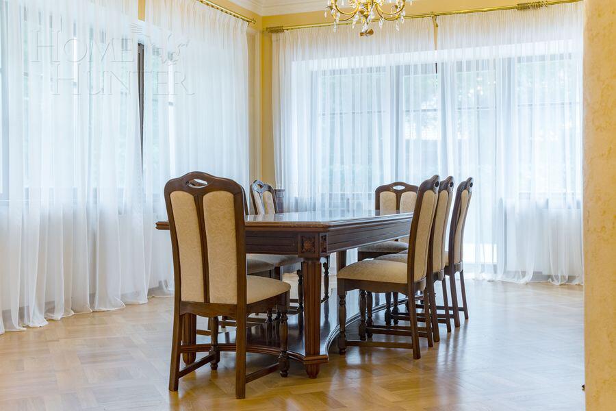 2-этажный коттедж 735 м² с отделкой