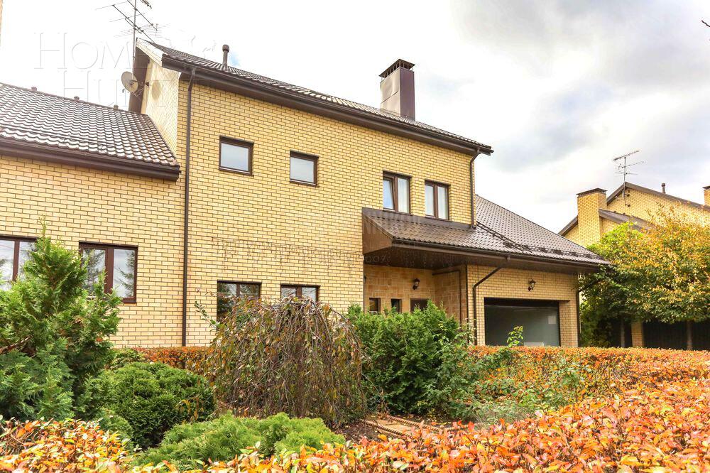 2-этажный коттедж 570 м² с отделкой