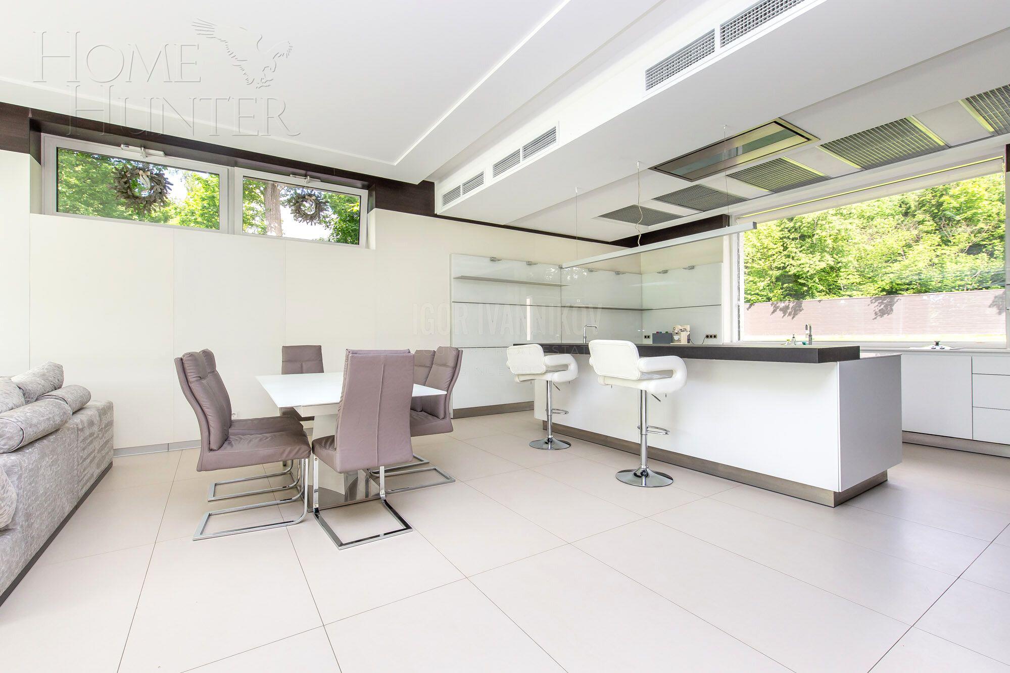 2-этажный коттедж 860 м² с отделкой