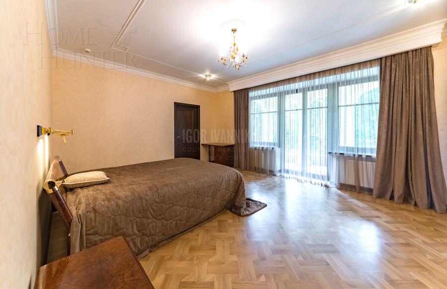 2-этажный коттедж 735 м² с отделкой