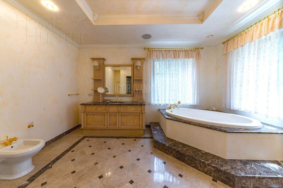 2-этажный коттедж 735 м² с отделкой