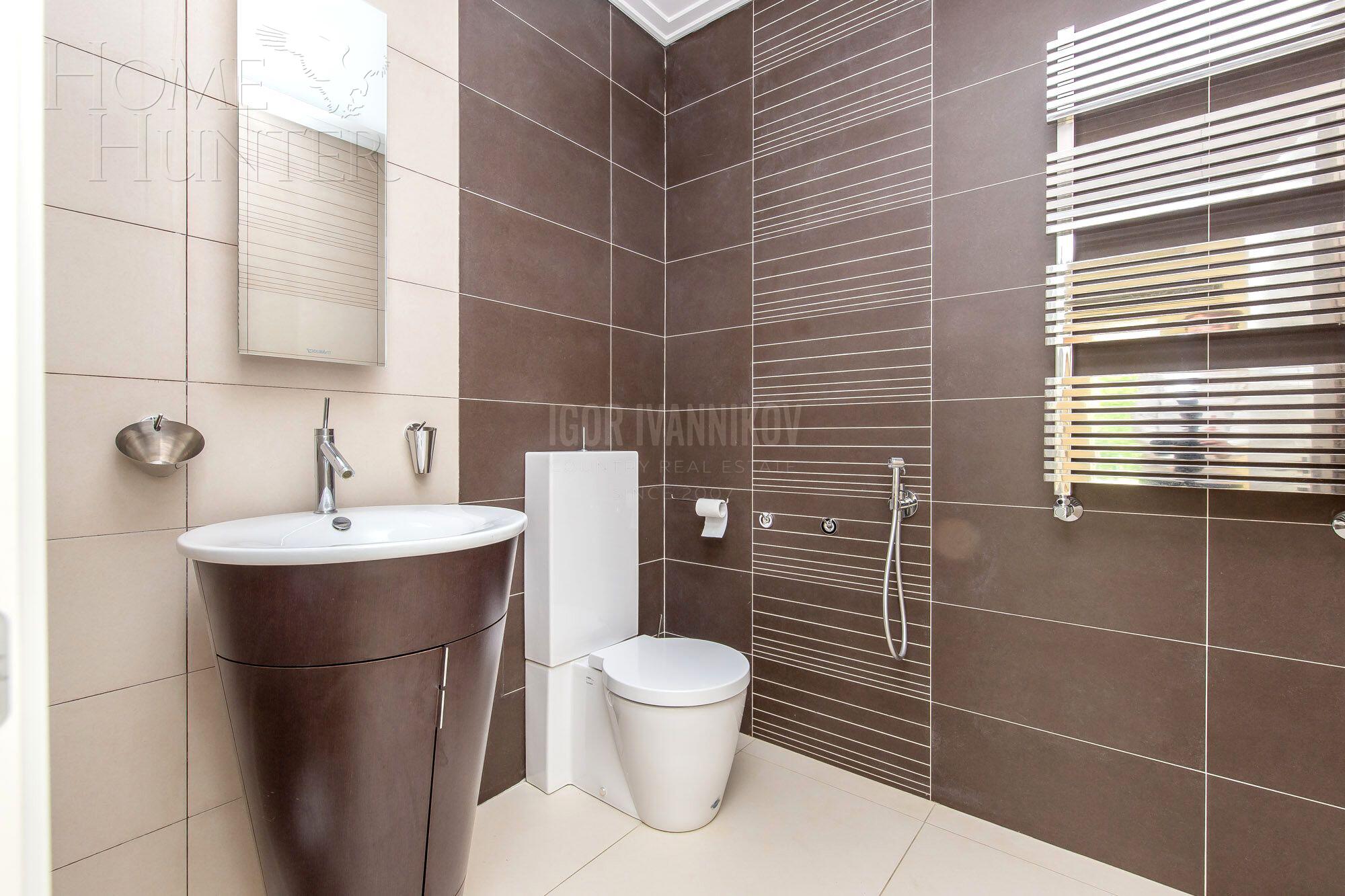 2-этажный коттедж 860 м² с отделкой