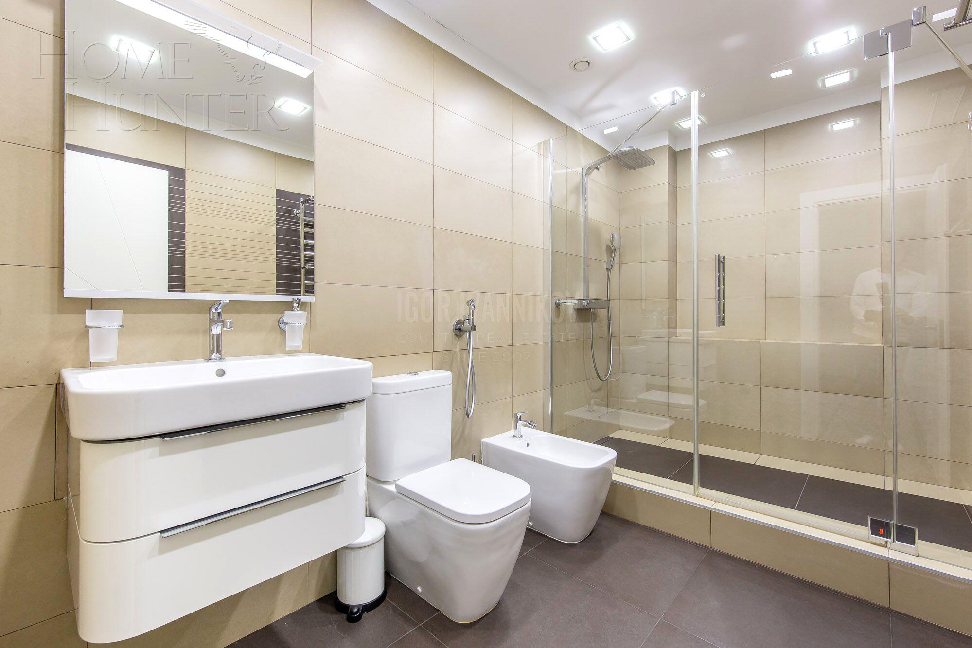 2-этажный коттедж 860 м² с отделкой