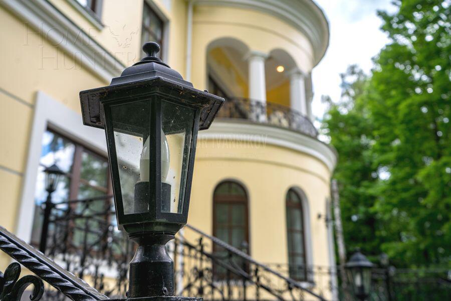 2-этажный коттедж 735 м² с отделкой