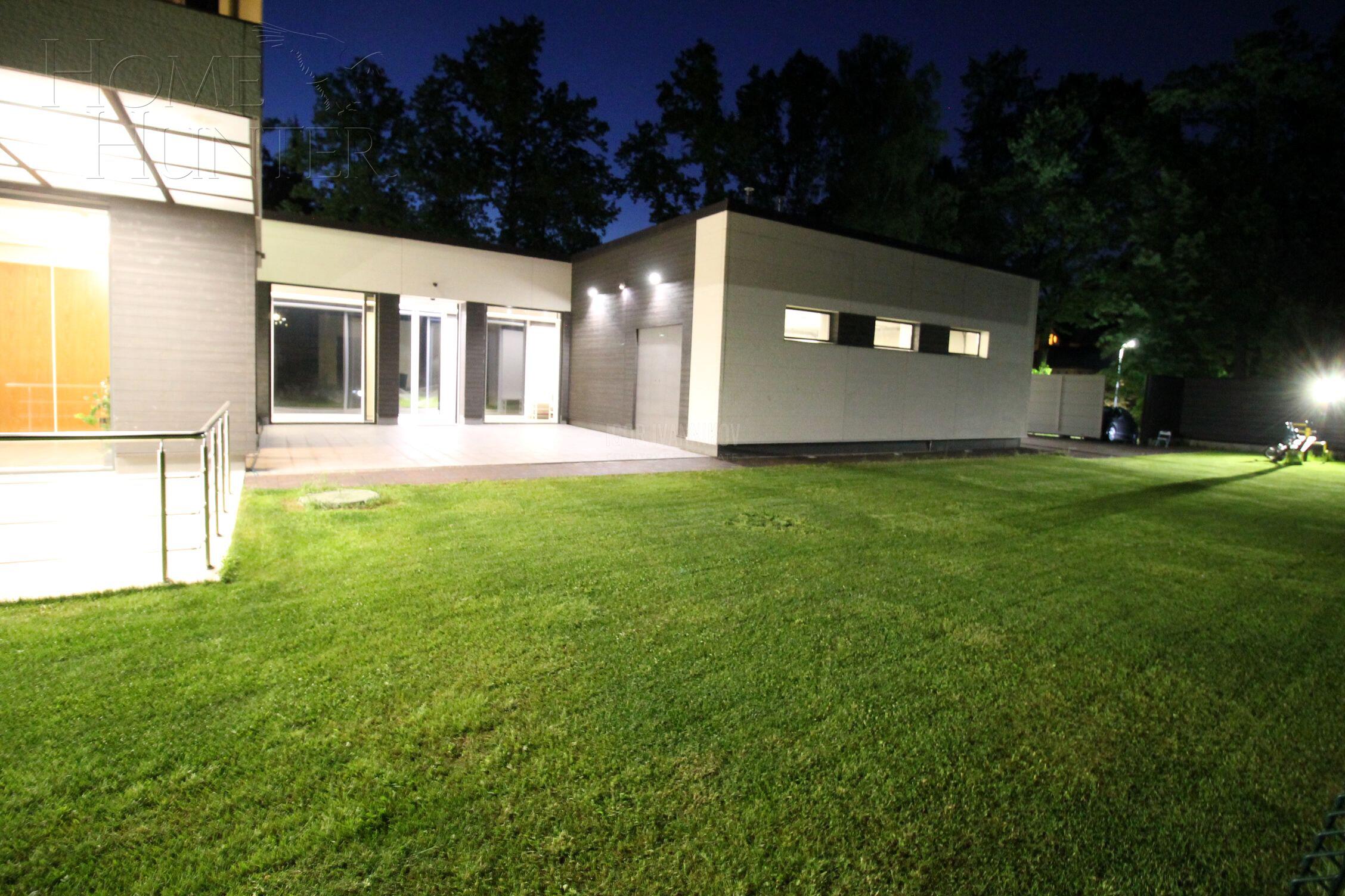 2-этажный коттедж 860 м² с отделкой