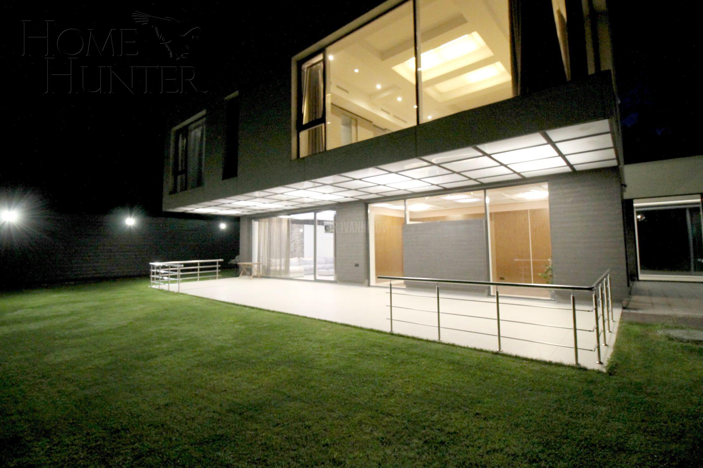 2-этажный коттедж 860 м² с отделкой