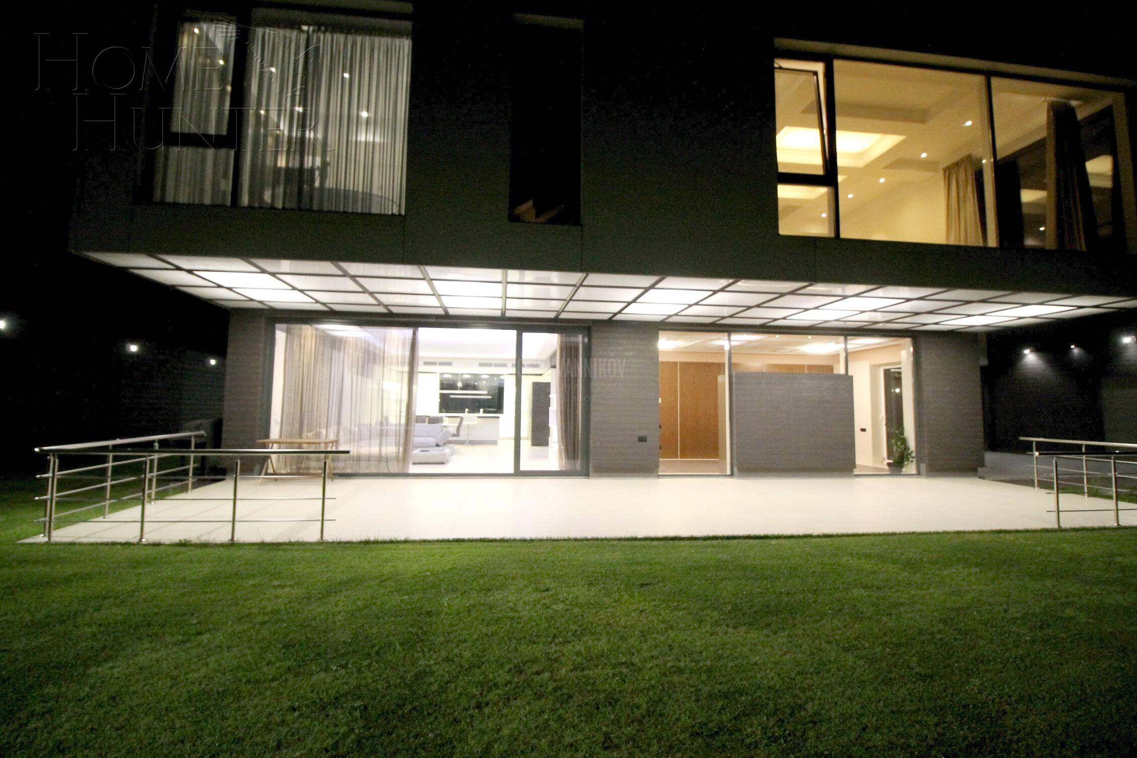 2-этажный коттедж 860 м² с отделкой