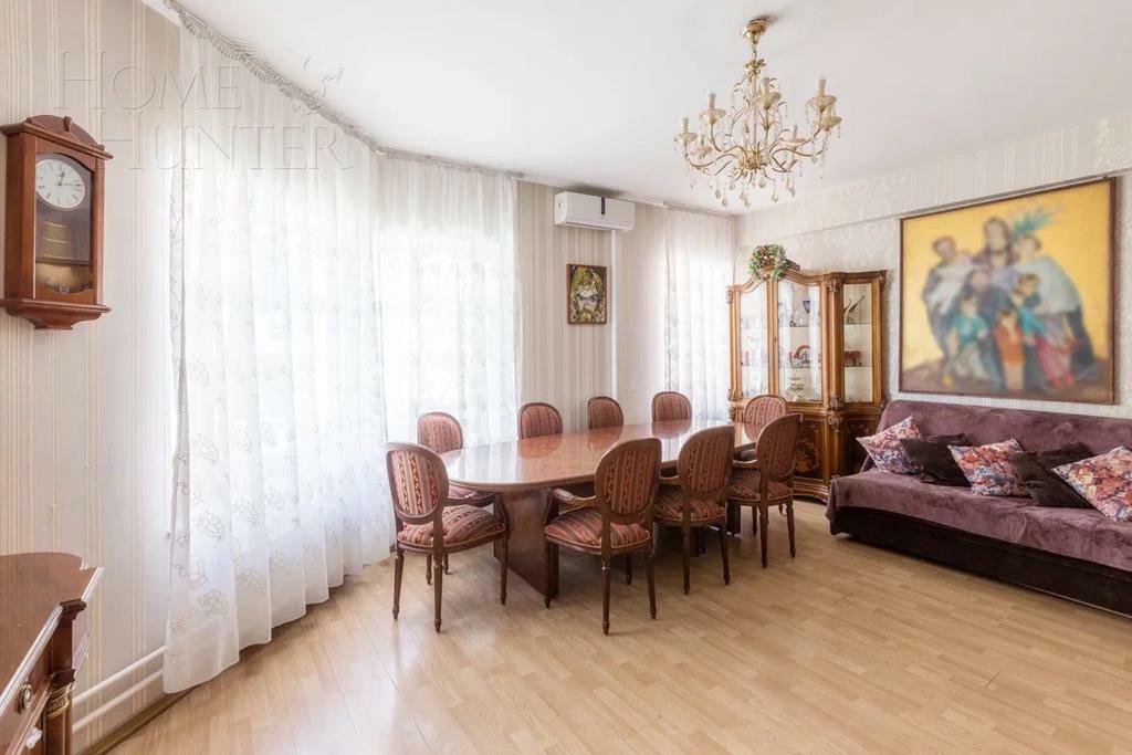 2-УРОВНЕВАЯ КВАРТИРА С ОТДЕЛКОЙ 207 М² НА 4 ЭТАЖЕ