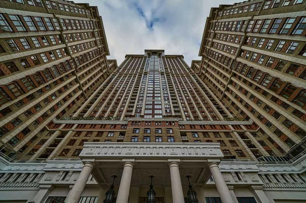 2-КОМН. КВАРТИРА С ОТДЕЛКОЙ 105 М² НА 15 ЭТАЖЕ