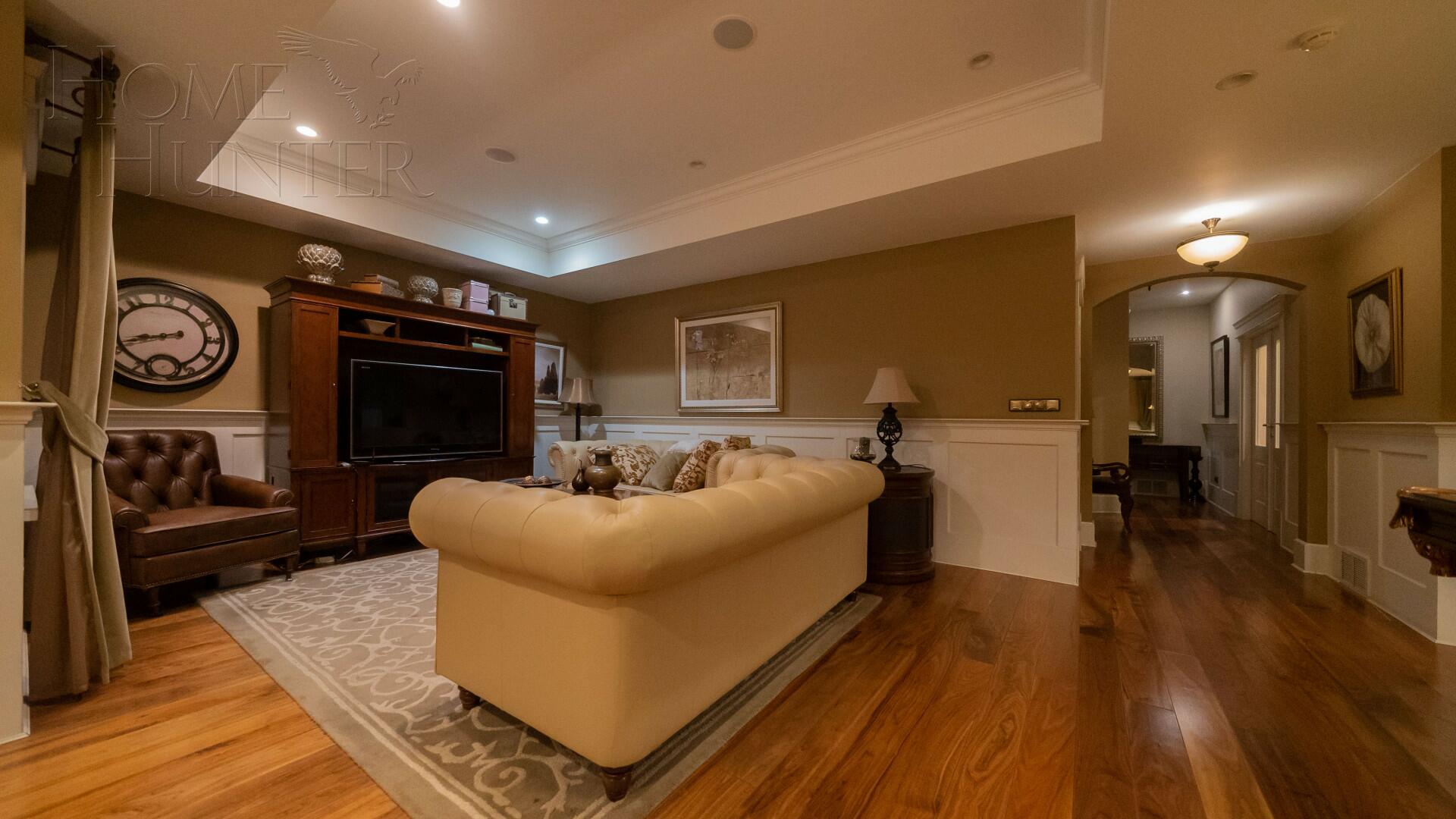 2-этажный коттедж 369.7 м² с отделкой