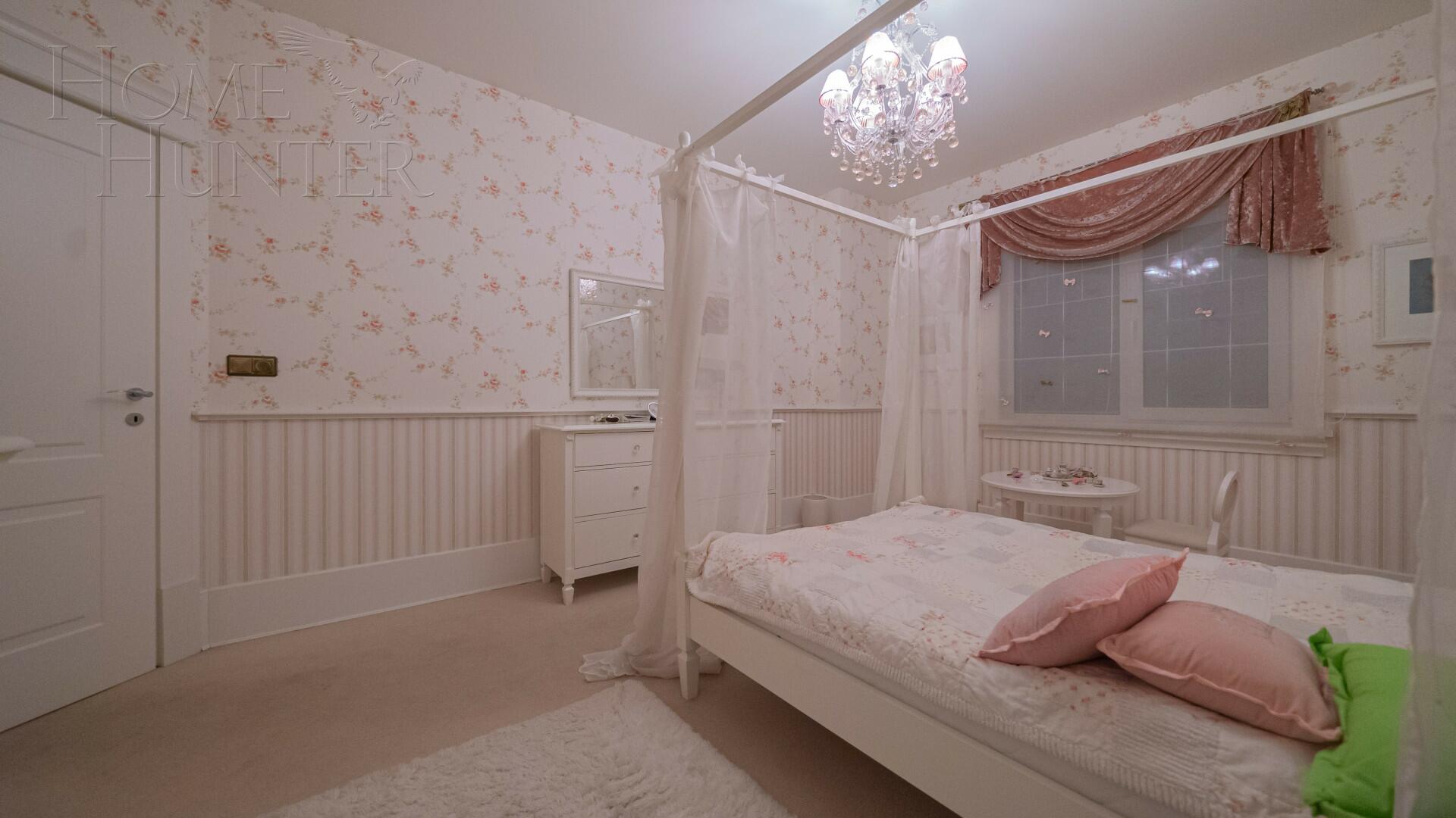 2-этажный коттедж 369.7 м² с отделкой