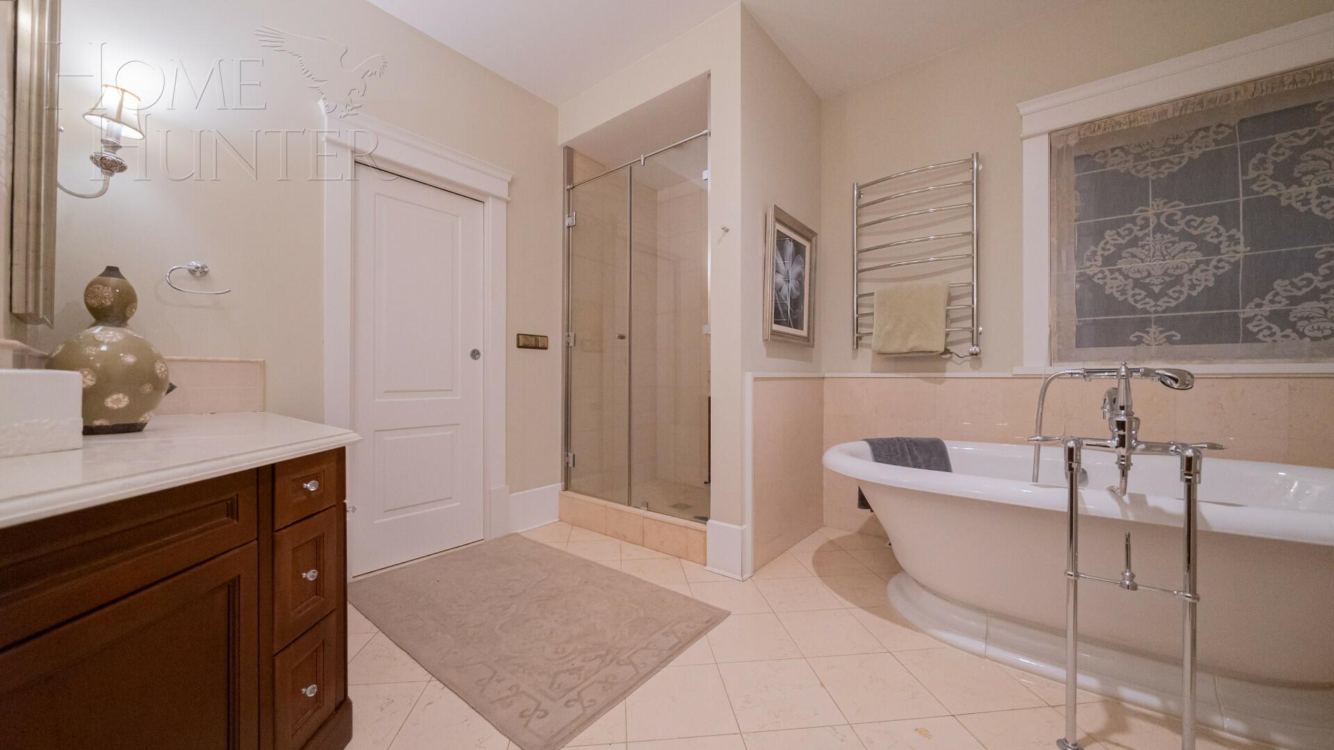 2-этажный коттедж 369.7 м² с отделкой