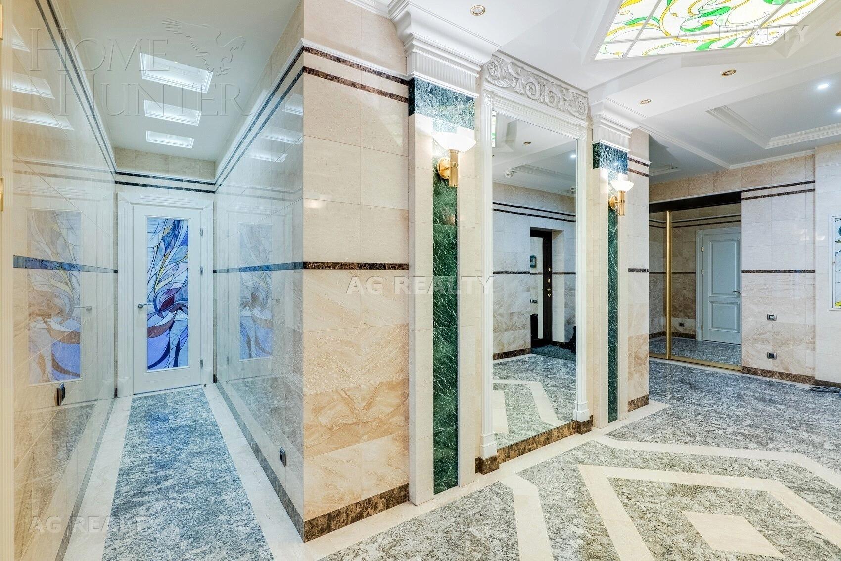 3-КОМН. КВАРТИРА С ОТДЕЛКОЙ 210 М² НА 1 ЭТАЖЕ