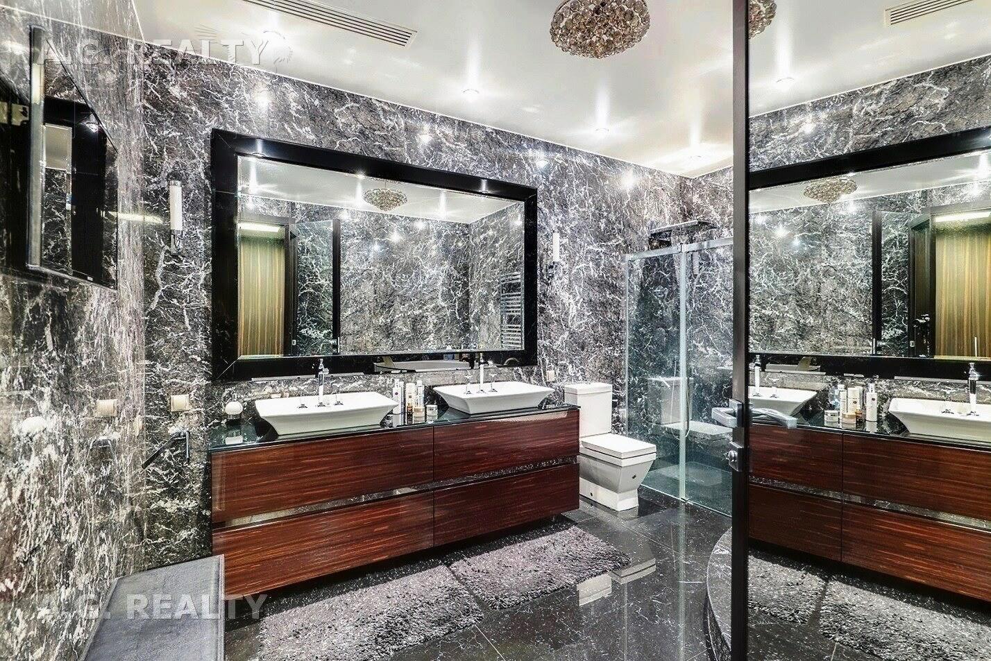 3-КОМН. КВАРТИРА С ОТДЕЛКОЙ 181 М² НА 5 ЭТАЖЕ