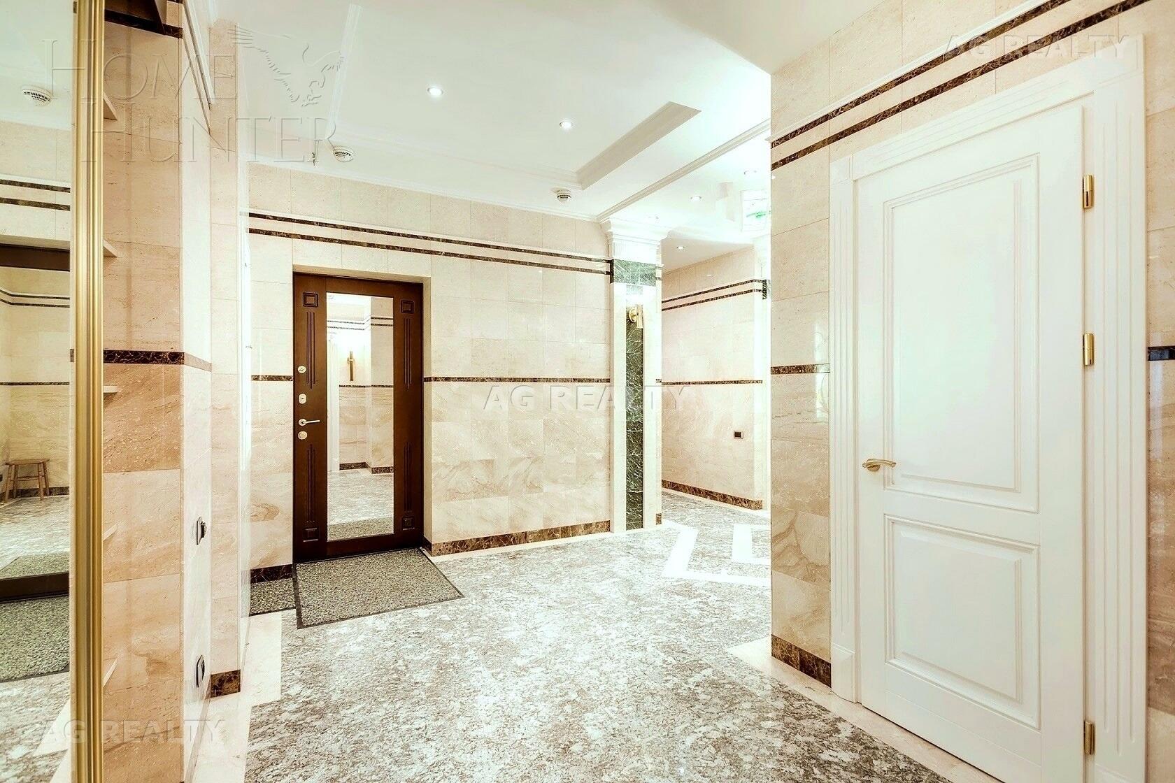 3-КОМН. КВАРТИРА С ОТДЕЛКОЙ 210 М² НА 1 ЭТАЖЕ