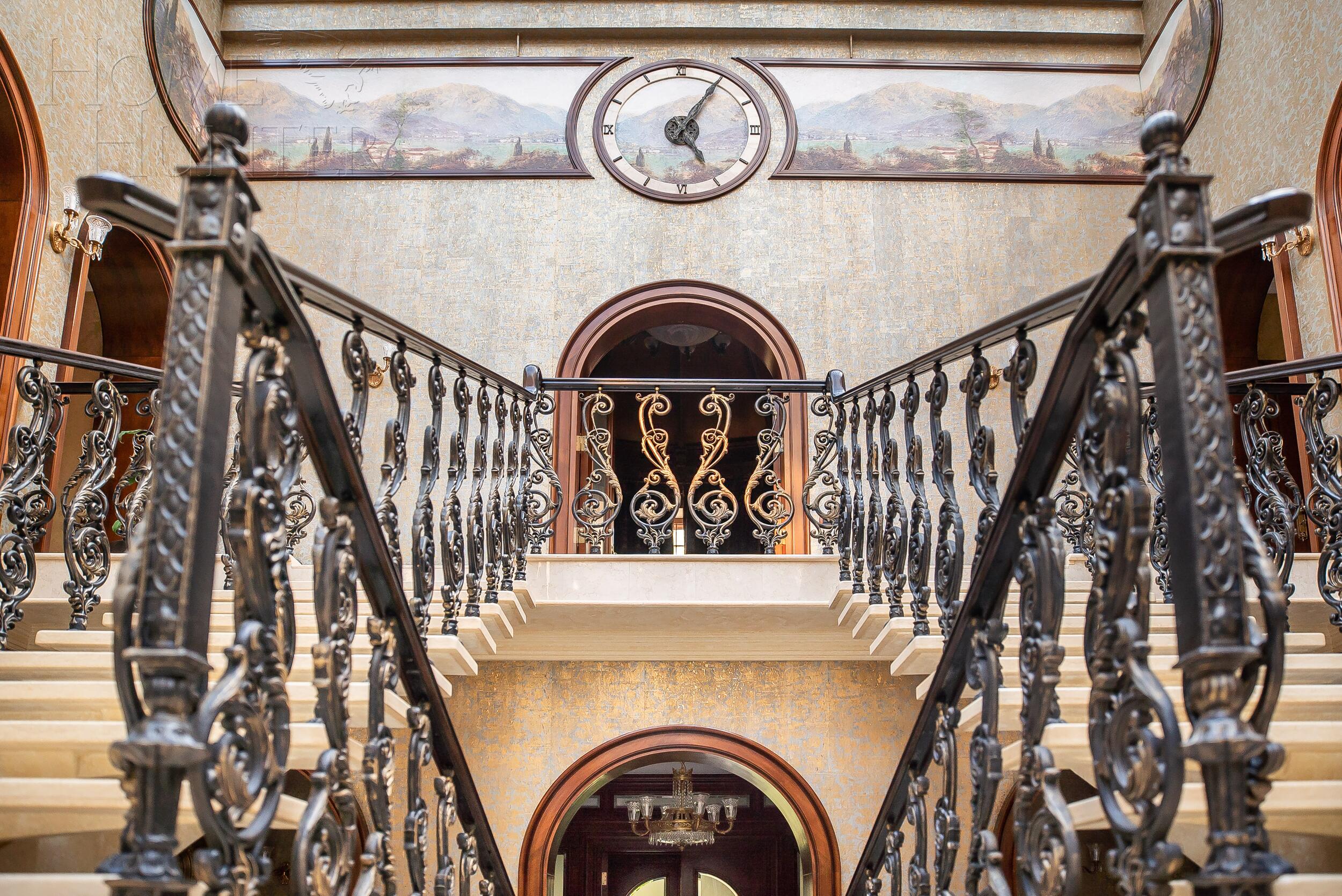 2-этажный коттедж 850 м² с отделкой