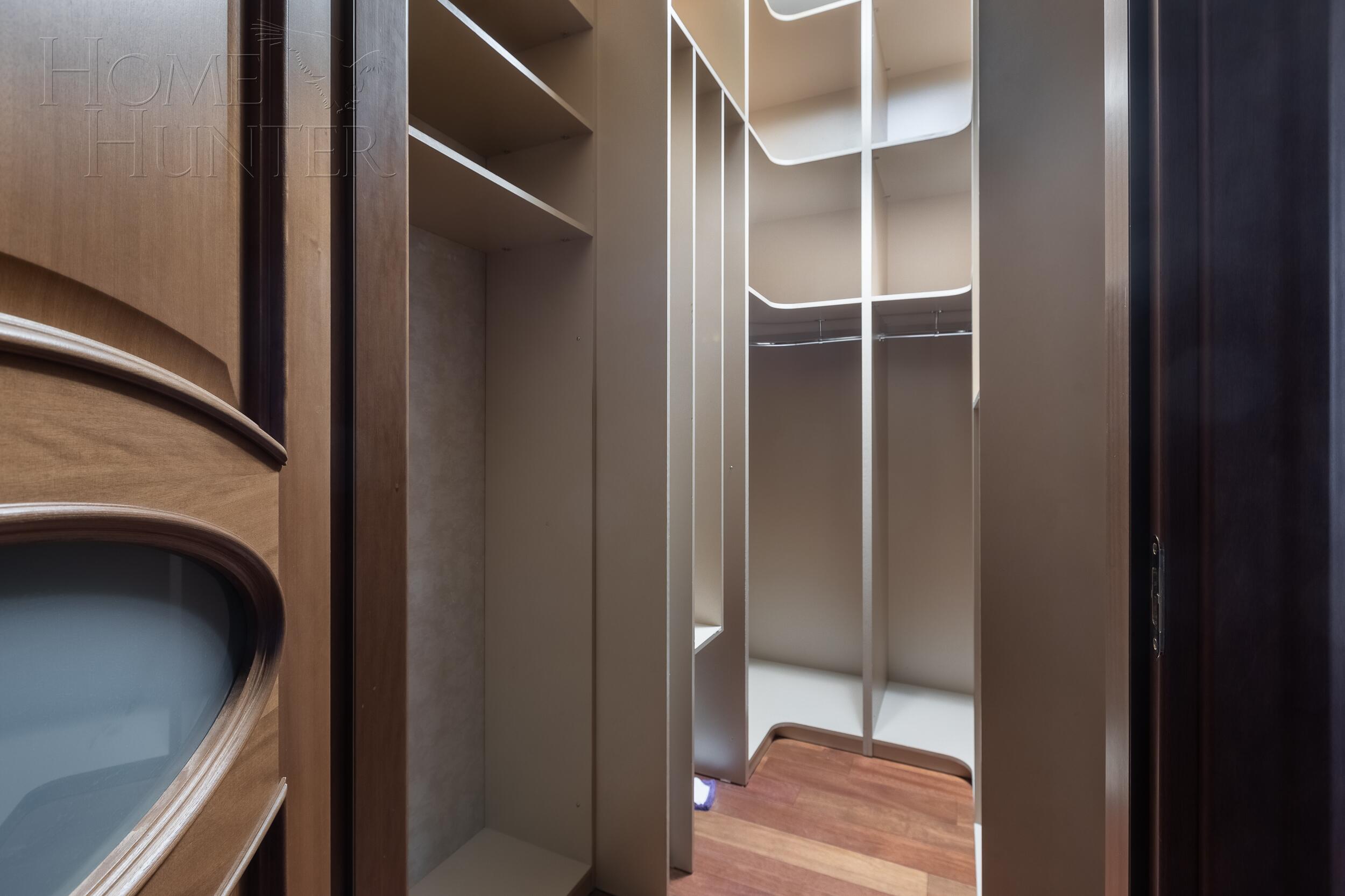 4-КОМН. КВАРТИРА С ОТДЕЛКОЙ 137 М² НА 2 ЭТАЖЕ