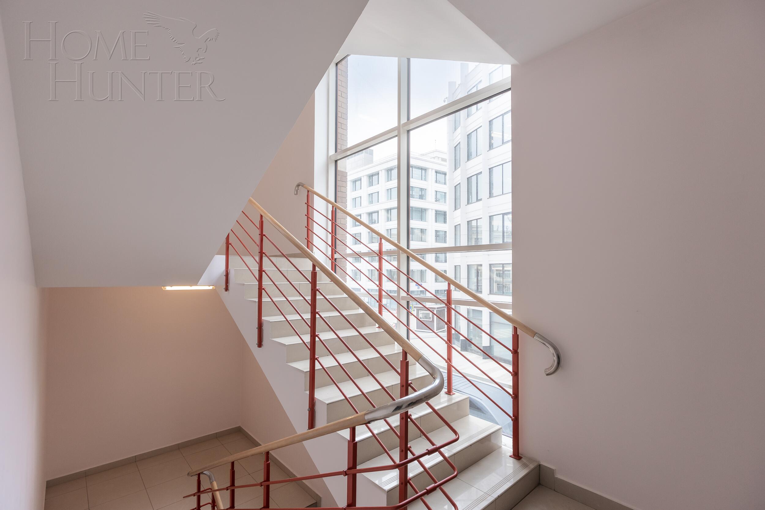 4-КОМН. КВАРТИРА С ОТДЕЛКОЙ 137 М² НА 2 ЭТАЖЕ