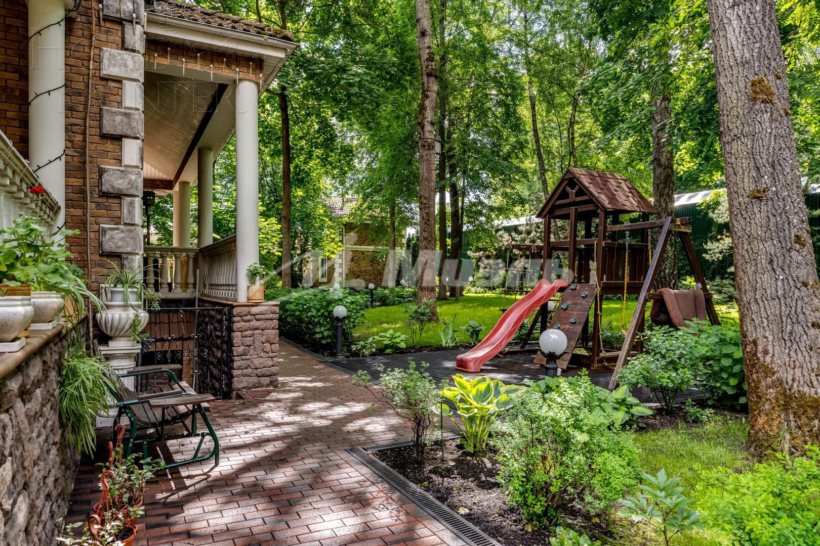 2-этажный коттедж 460 м² с отделкой