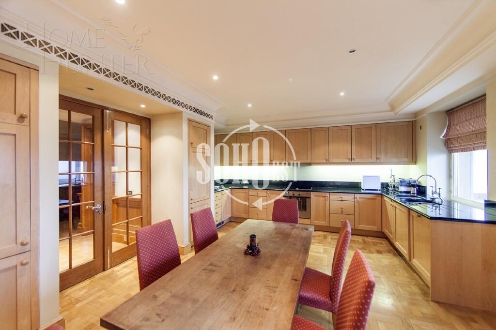 3-УРОВНЕВАЯ КВАРТИРА С ОТДЕЛКОЙ 520 М² НА 13 ЭТАЖЕ