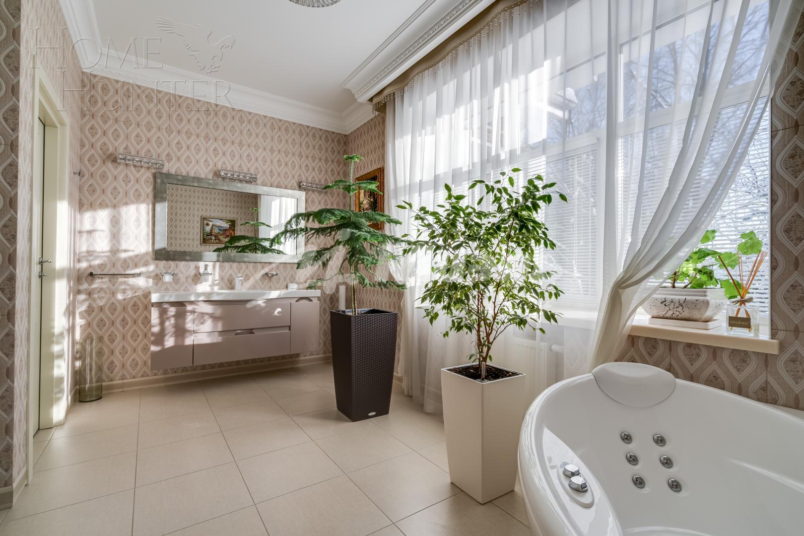 2-этажный коттедж 460 м² с отделкой