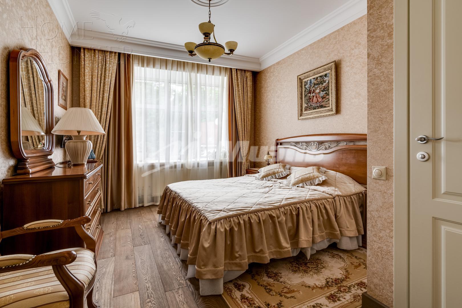 2-этажный коттедж 460 м² с отделкой