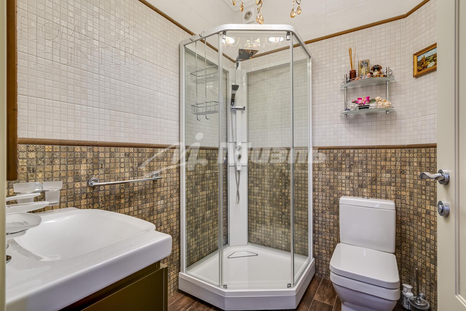 2-этажный коттедж 460 м² с отделкой