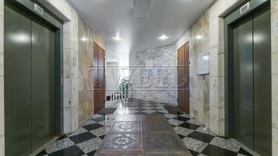 4-КОМН. КВАРТИРА С ОТДЕЛКОЙ 200 М² НА 1 ЭТАЖЕ