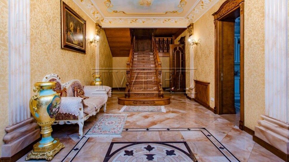 2-этажный коттедж 623 м² с отделкой