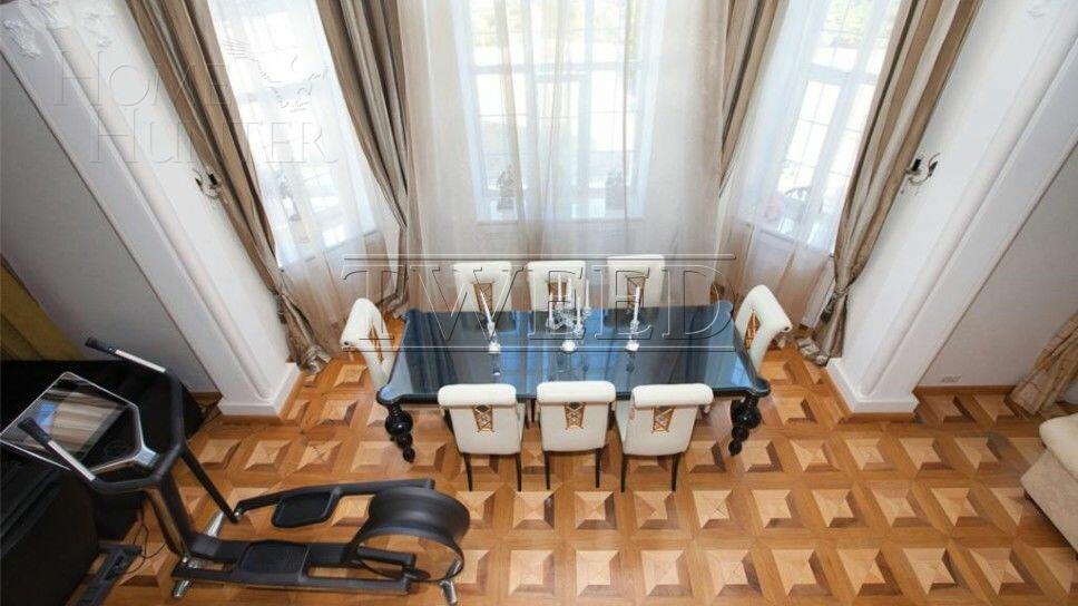 2-этажный коттедж 1 700 м² с отделкой