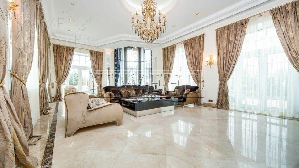 2-этажный коттедж 1 700 м² с отделкой